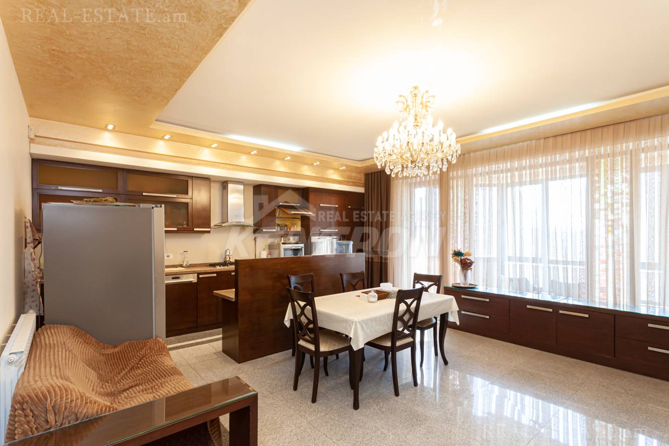 4 սենյականոց բնակարան  Համբարձումյան փող, Արաբկիր Երևան, 139649