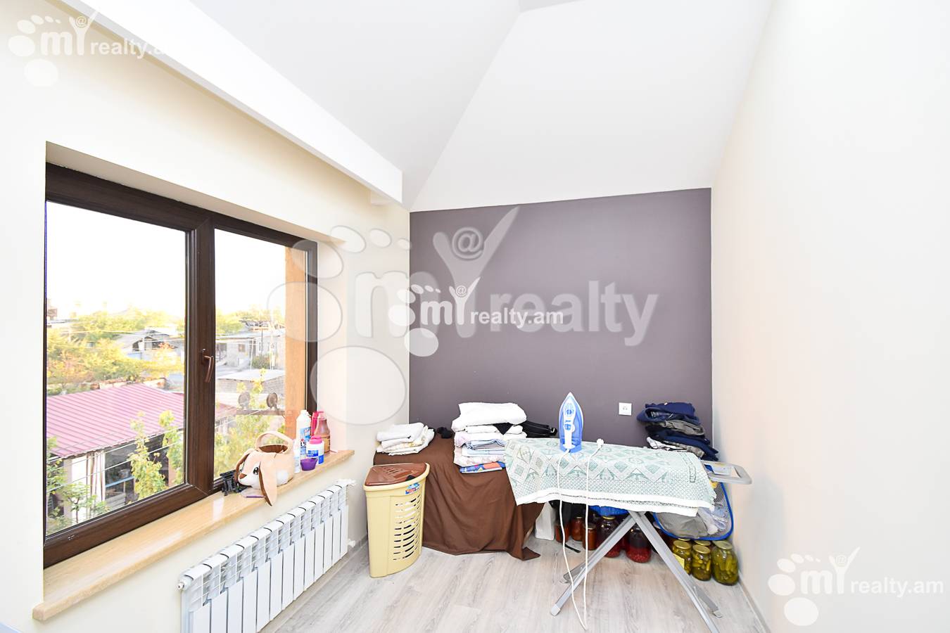 House for sale Davtashen 10 St, Dawtaschen Yerevan, 134418