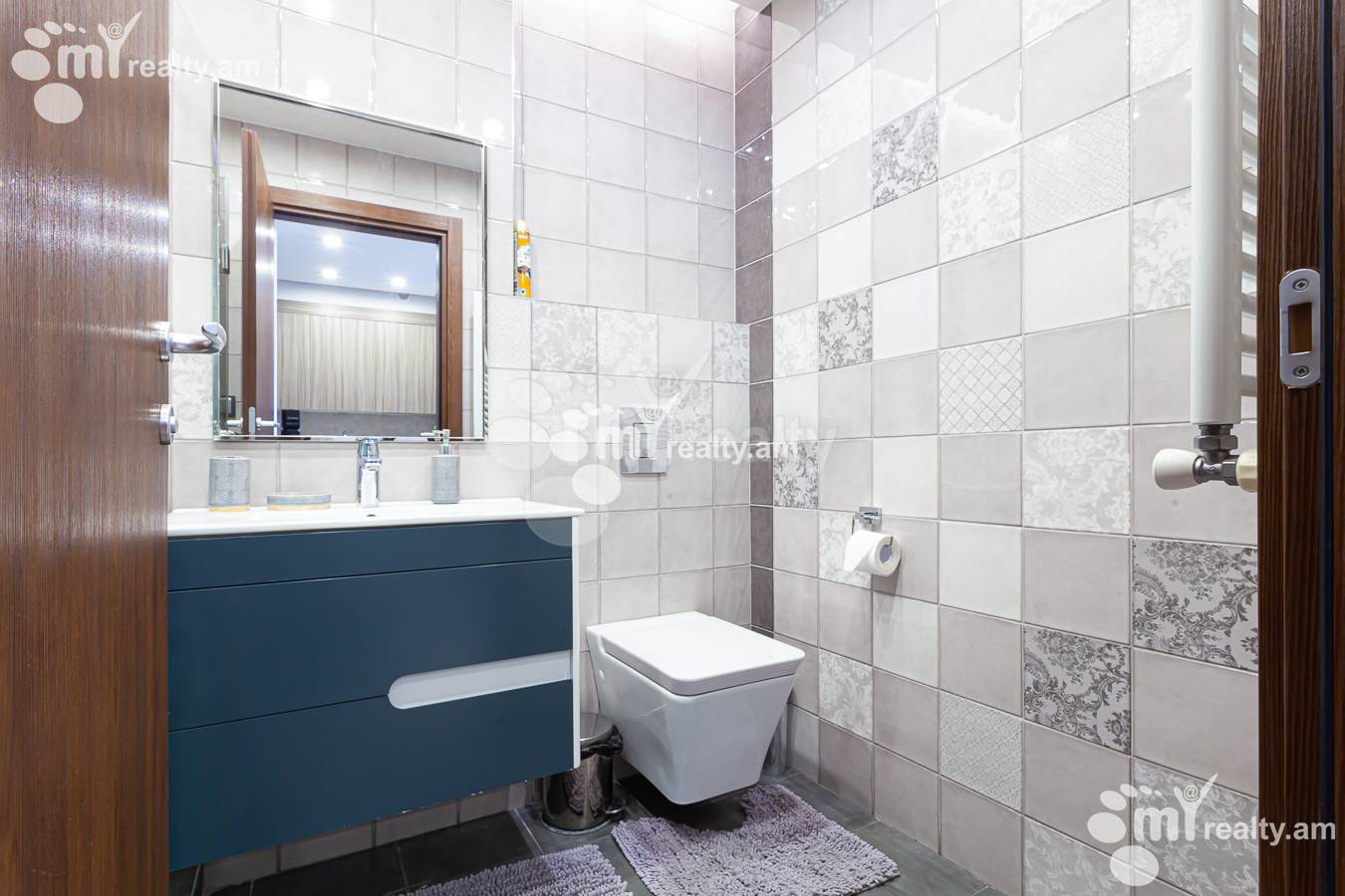 3 bedroom apartment for rent Antarayin St, Center Yerevan, 155627