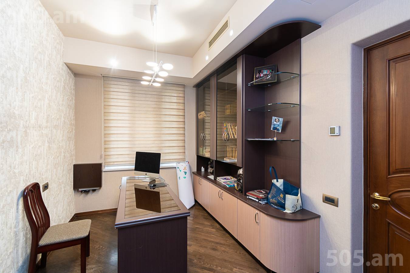 6 սենյականոց բնակարան  Ա.Մանուկյան փող, Կենտրոն Երևան, 153026