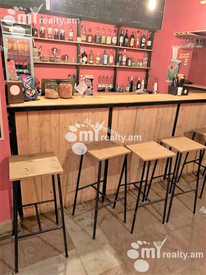 Commercial for sale خیابان موسکوویان, مرکز شهر ایروان, 136030