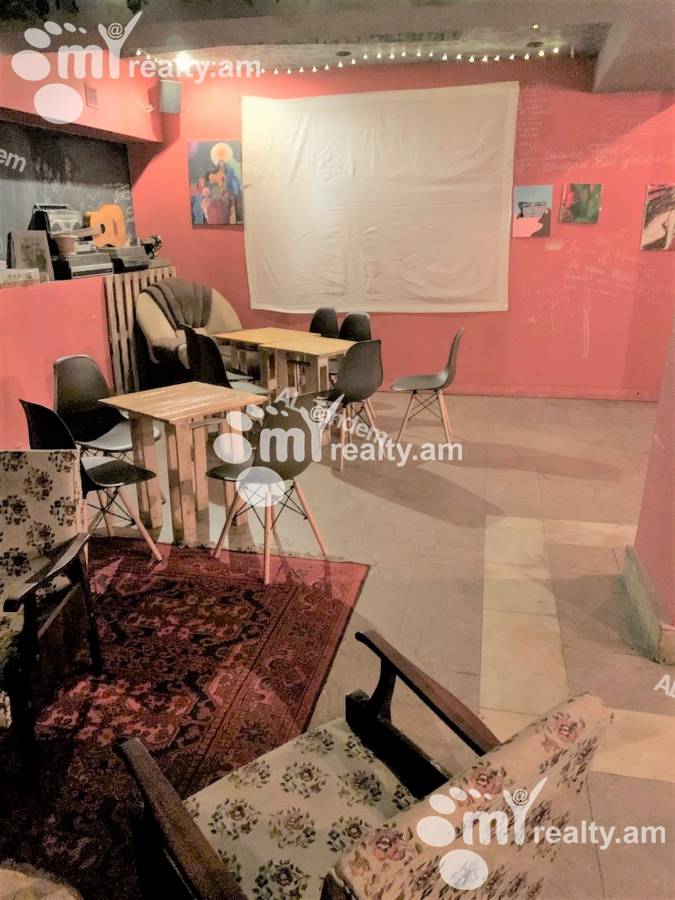 Commercial for sale خیابان موسکوویان, مرکز شهر ایروان, 136030