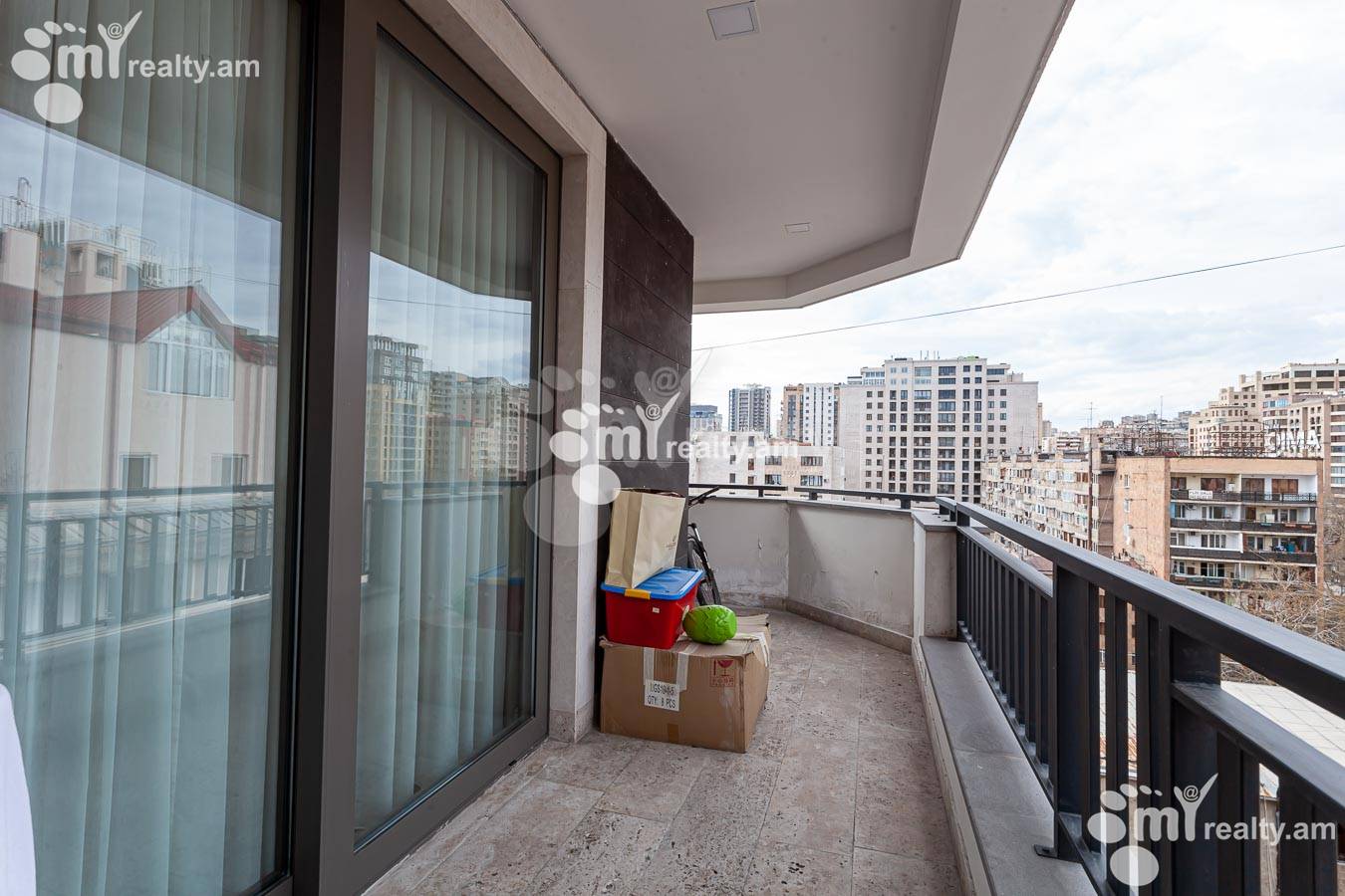 4 bedroom apartment for rent خیابان بوزند, مرکز شهر ایروان, 155158