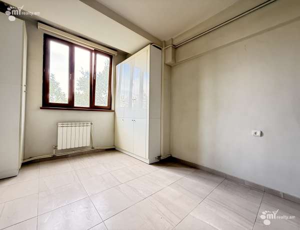 3-senyakanoc-bnakaran-vacharq-Yerevan-Arabkir