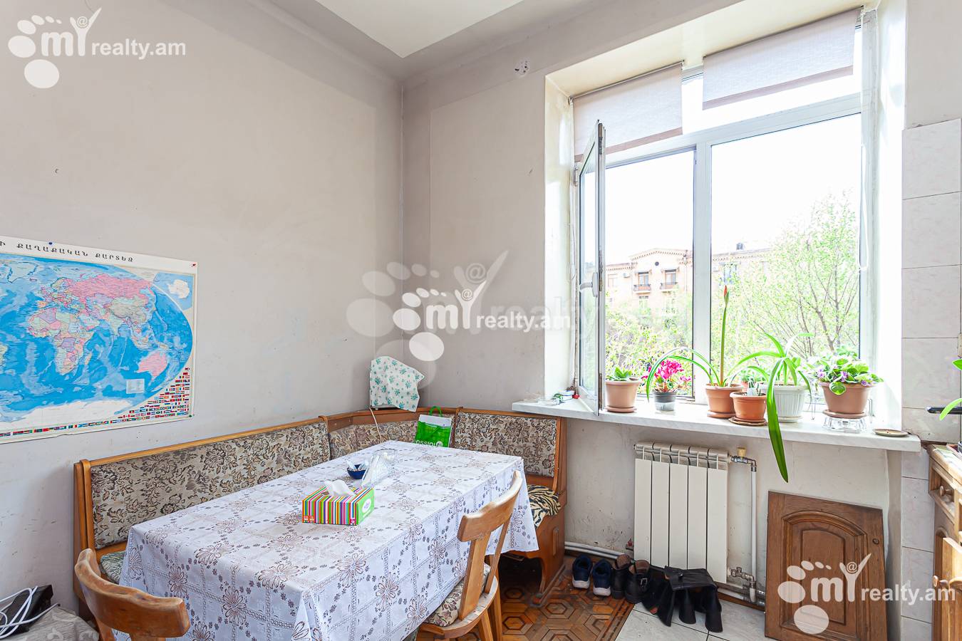 2 bedroom apartment for sale Isahakyan St, Center Yerevan, 147642