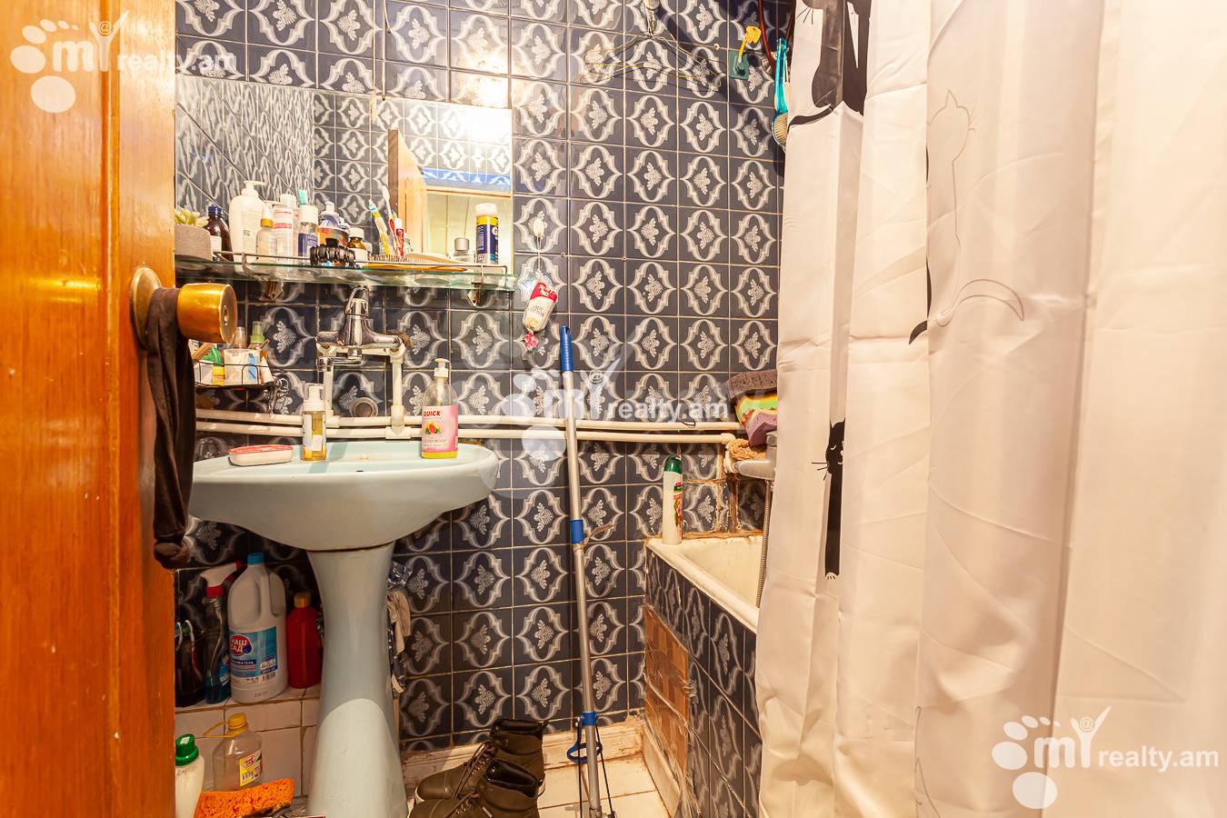 2 bedroom apartment for sale Isahakyan St, Center Yerevan, 147642