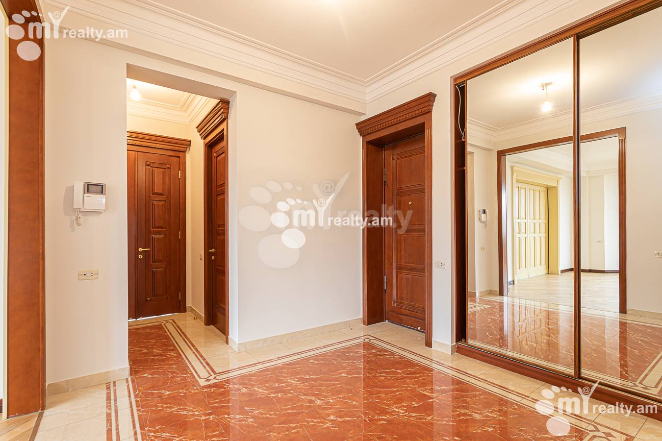 3 bedroom apartment for sale Vardanants St, Center Yerevan, 156903