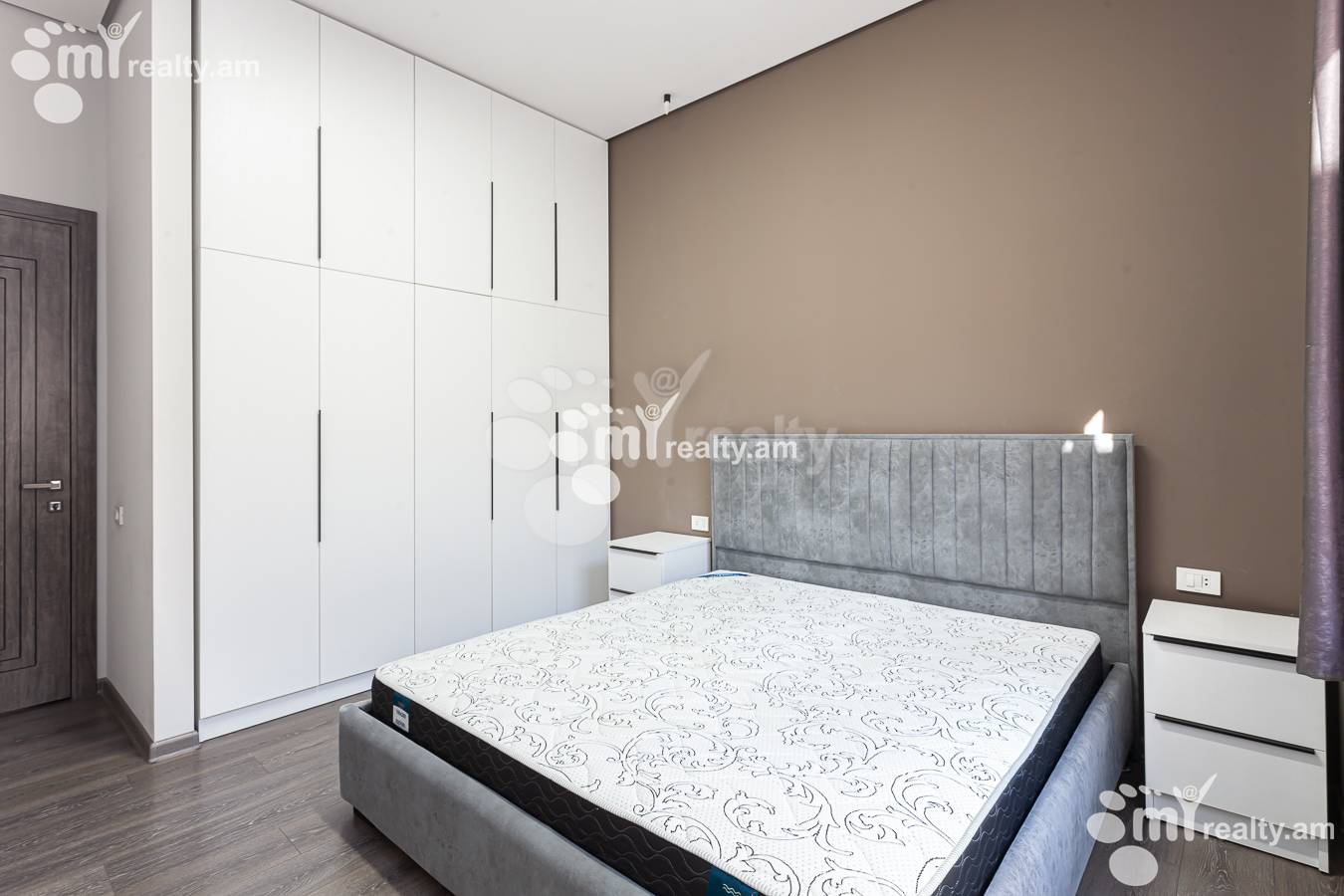 4 bedroom apartment for sale Azatutyan Ave, Arabkir Yerevan, 155129