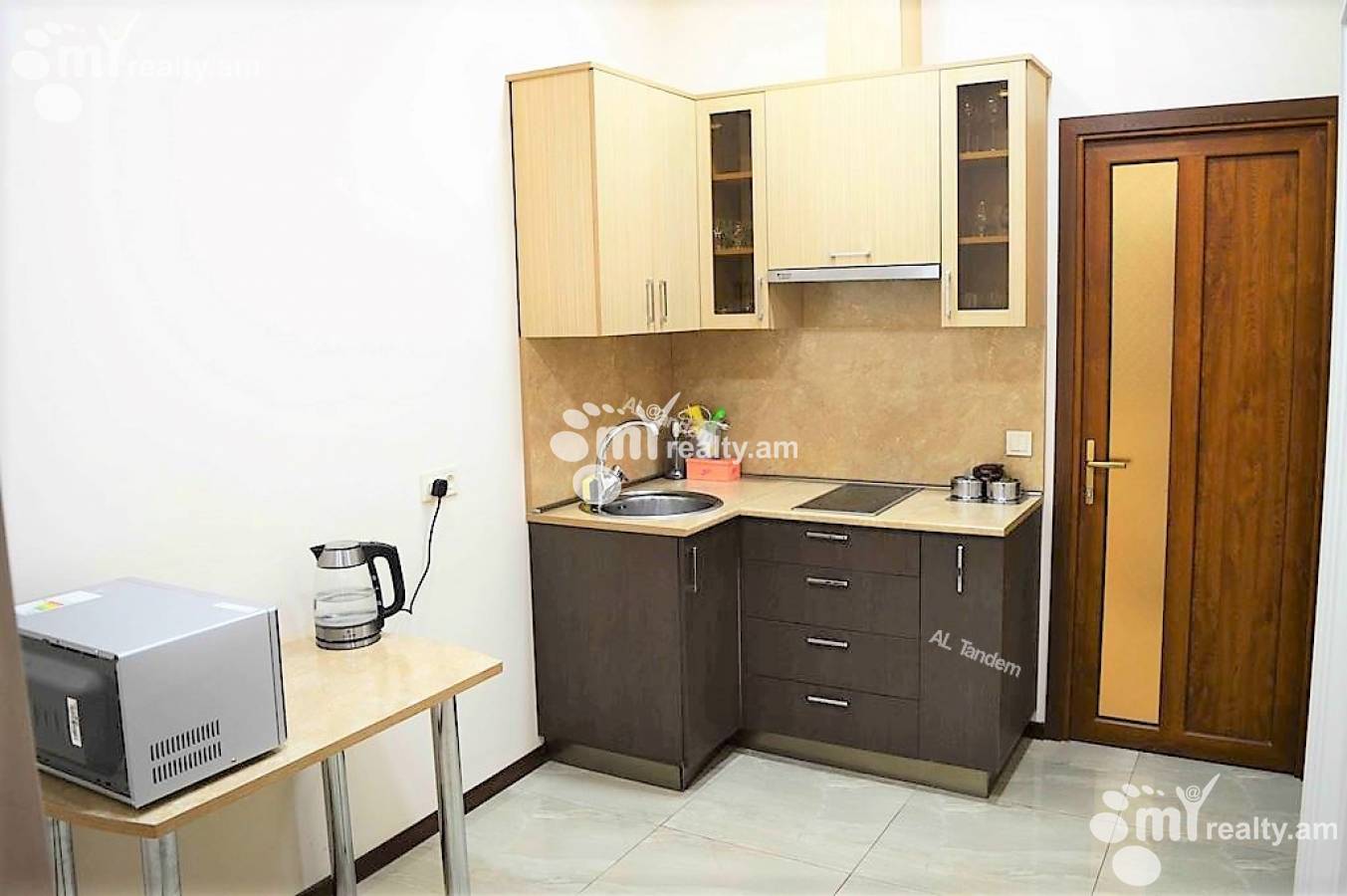 Снять коммерческoе помещение Сундукян ул, Арабкир Ереван, 126581