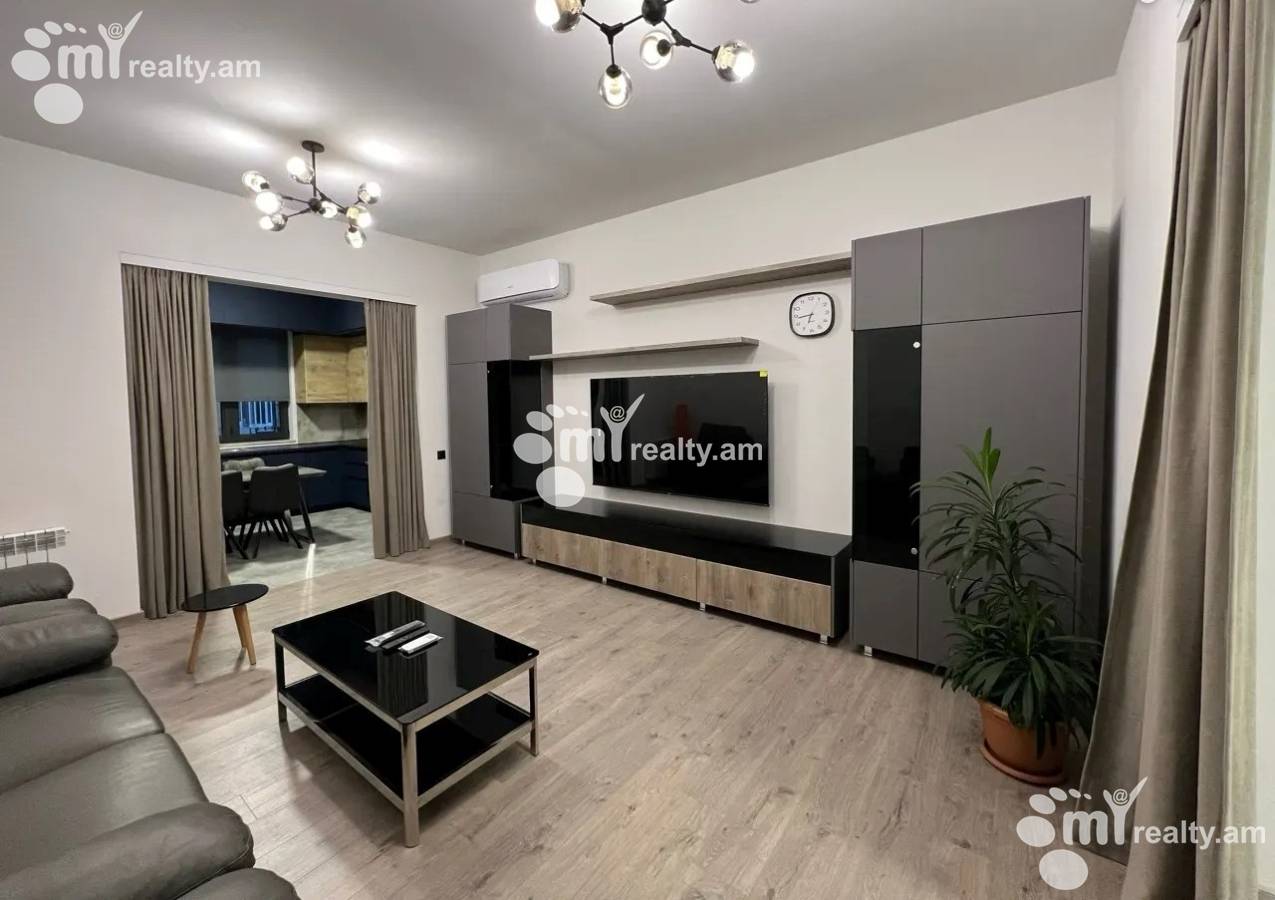 4 bedroom apartment for rent خیابان ماشتوتس, مرکز شهر ایروان, 156286