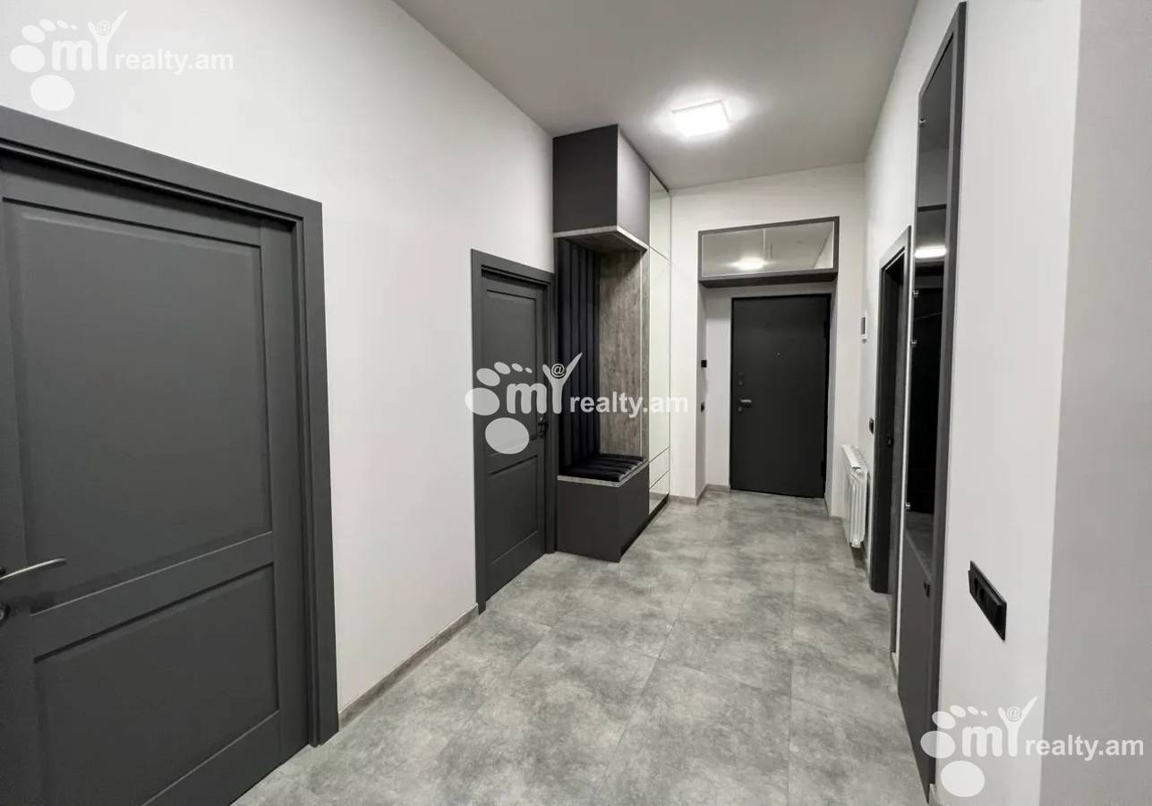 4 bedroom apartment for rent خیابان ماشتوتس, مرکز شهر ایروان, 156286