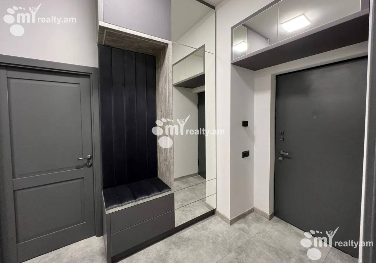 4 bedroom apartment for rent خیابان ماشتوتس, مرکز شهر ایروان, 156286