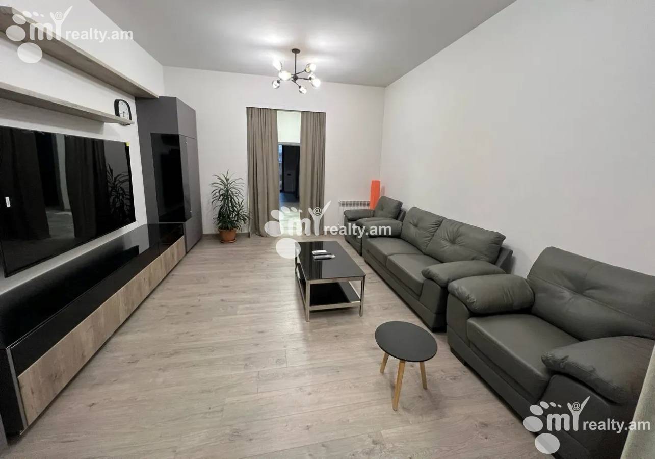 4 bedroom apartment for rent خیابان ماشتوتس, مرکز شهر ایروان, 156286