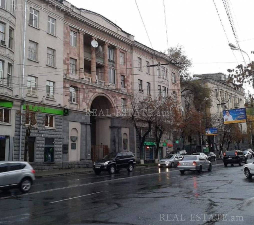 2 bedroom apartment for sale خیابان موسکوویان, مرکز شهر ایروان, 123120