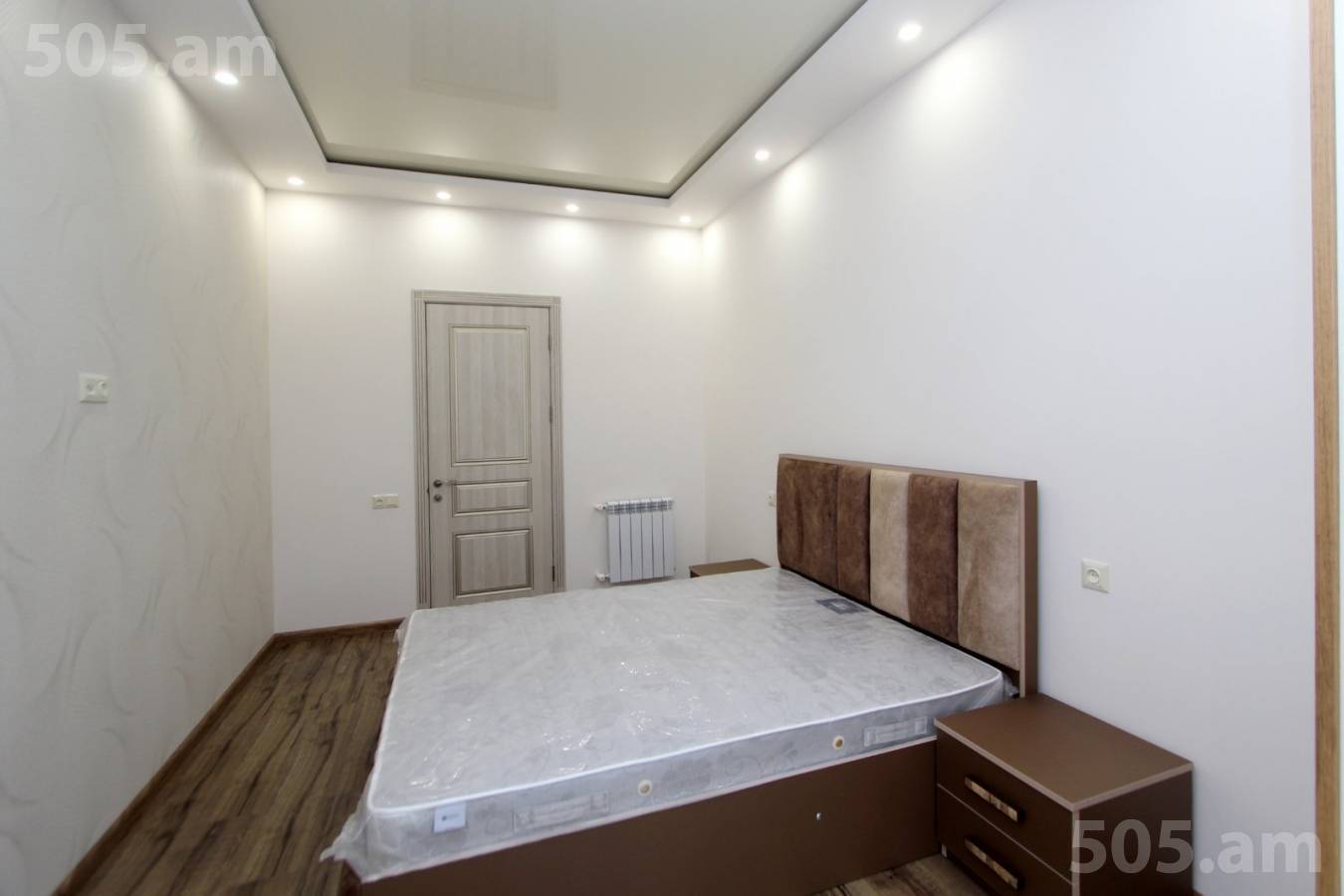 3 bedroom apartment for sale Saryan St, Center Yerevan, 149468