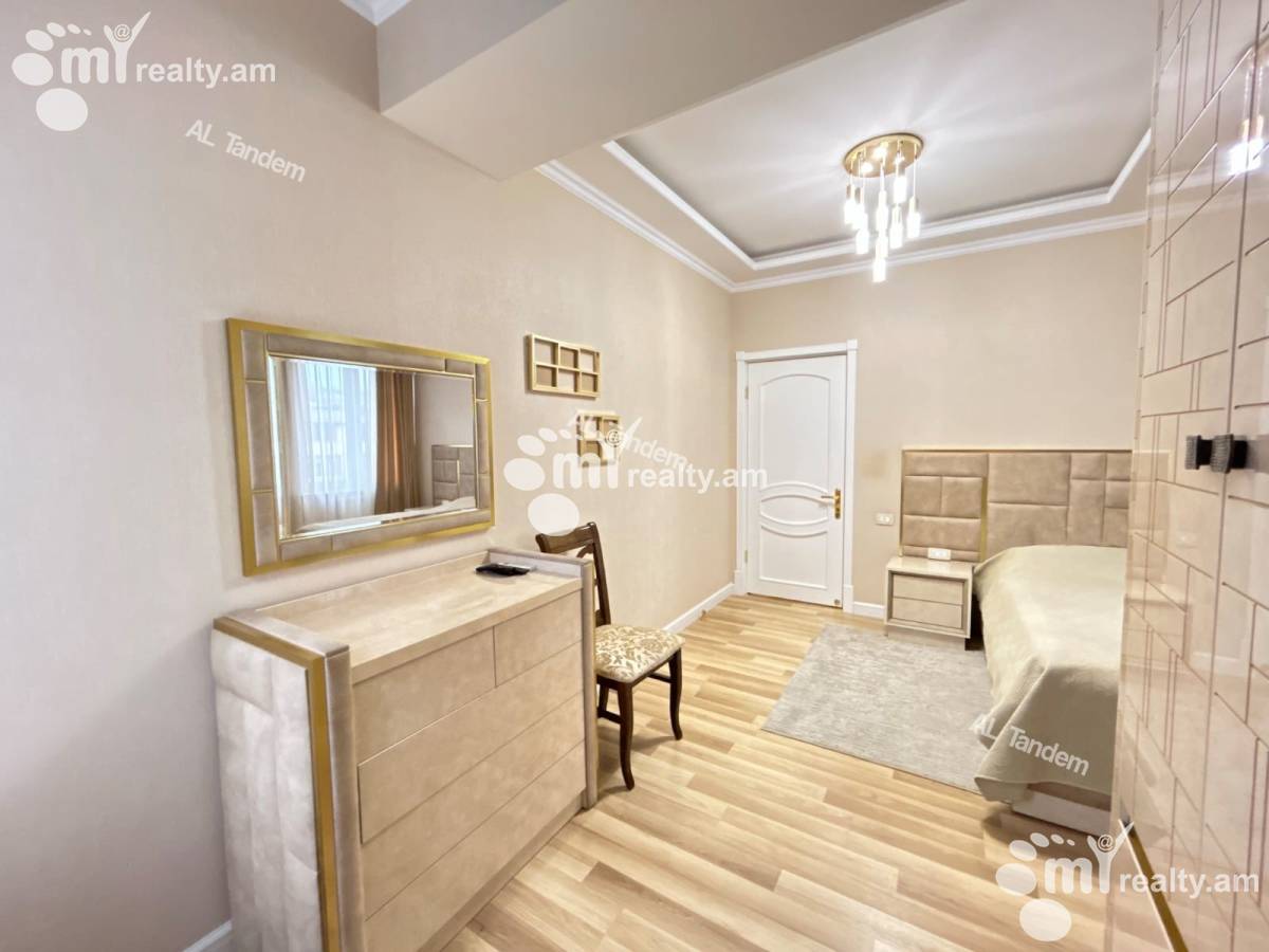 4 սենյականոց բնակարան  Պուշկինի փող, Կենտրոն Երևան, 156063