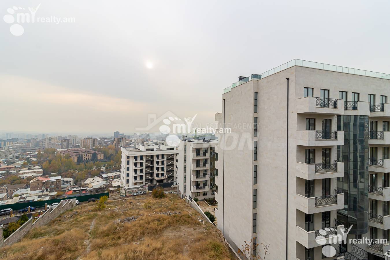 4 bedroom apartment for sale Antarayin, rue d' G.Gasparyan, Center Yerevan, 153857