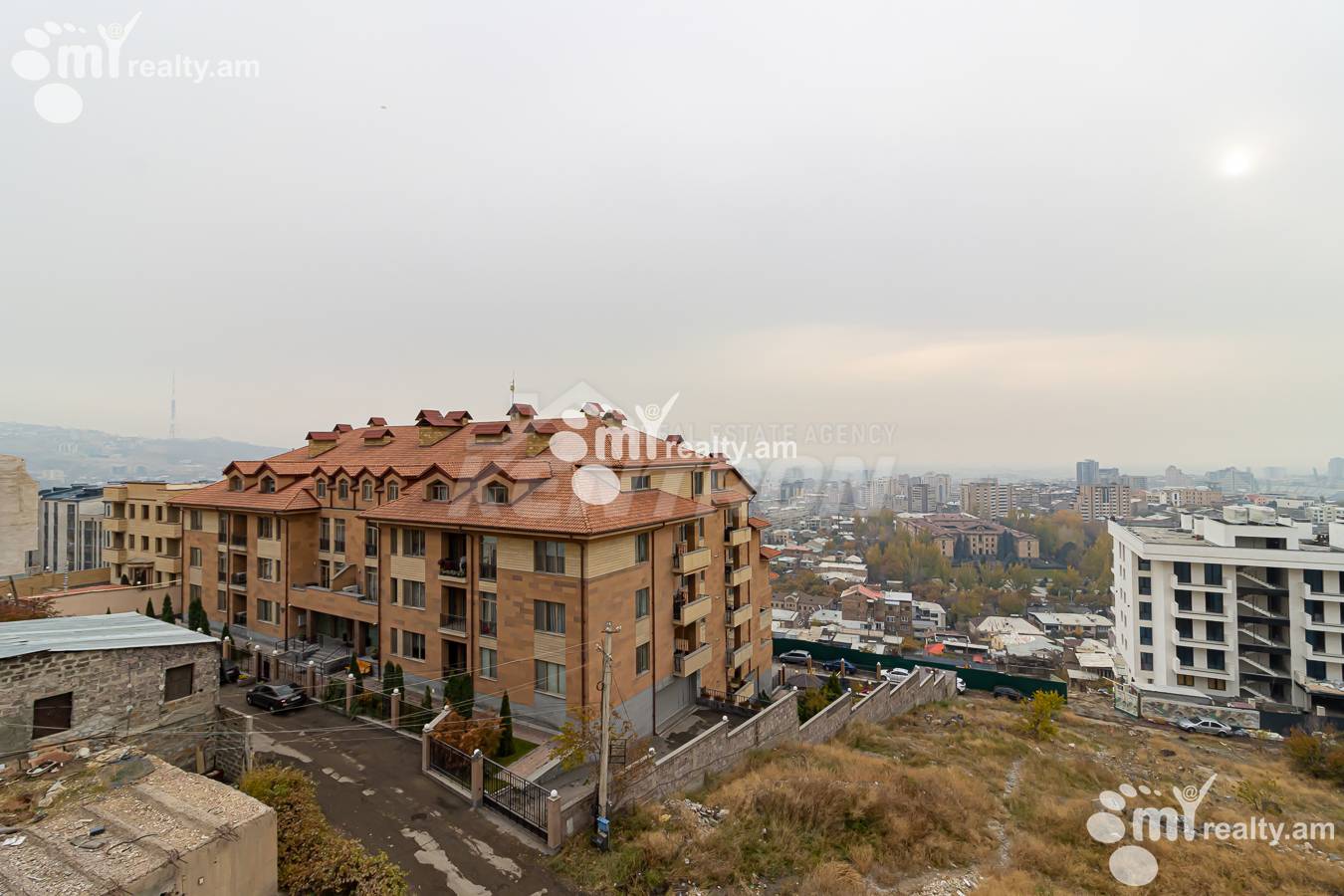 4 bedroom apartment for sale Antarayin, rue d' G.Gasparyan, Center Yerevan, 153857