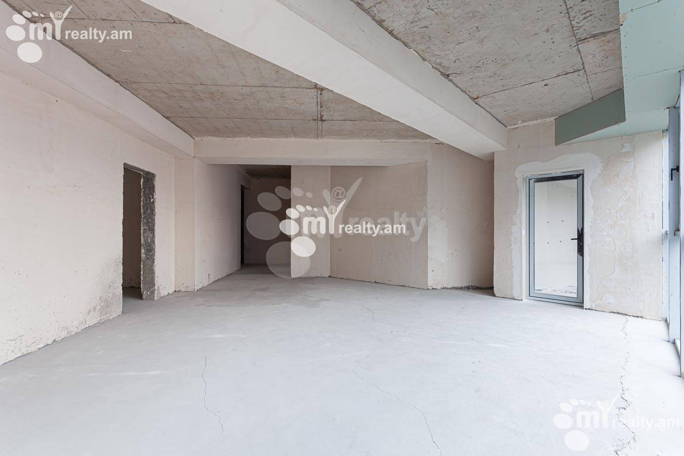 3 սենյականոց բնակարան  Կոմիտասի պող, Արաբկիր Երևան, 155201