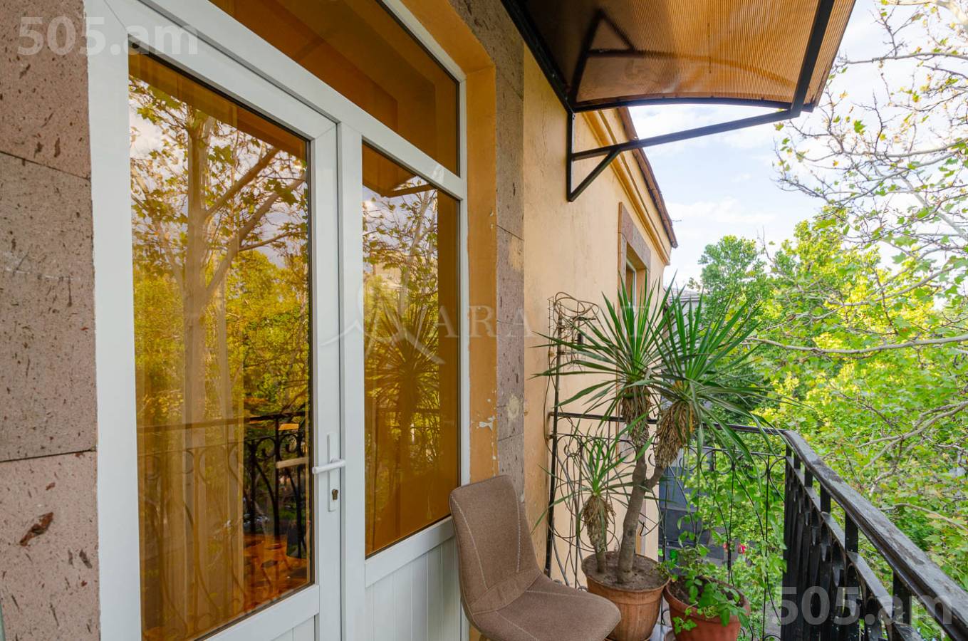 3 bedroom apartment for sale Mashtots Ave, Center Yerevan, 139404