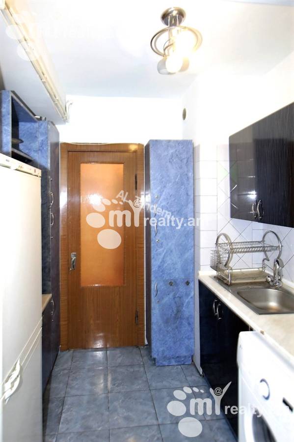 2 bedroom apartment for rent Amiryan St, Center Yerevan, 125987