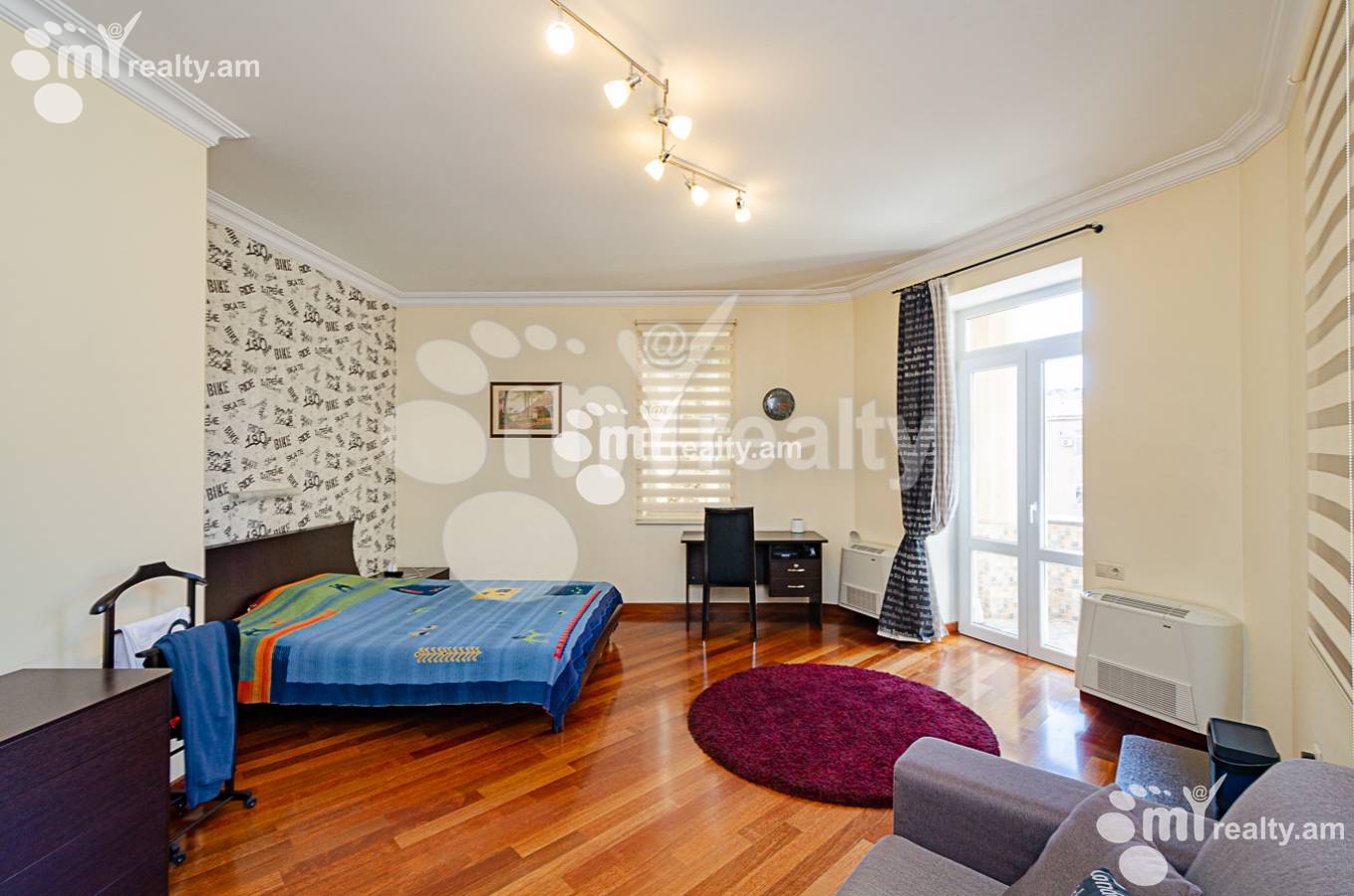 4 սենյականոց բնակարան  Հյուսիսային պող, Կենտրոն Երևան, 136507