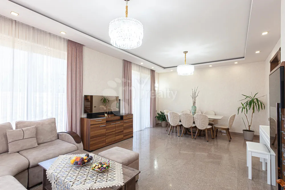 tun/Paruyr+Sevak+dis./Avan/Yerevan