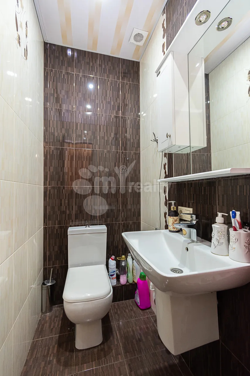 3 bedroom apartment for sale Hr.Kochar St, Arabkir Yerevan, 160025
