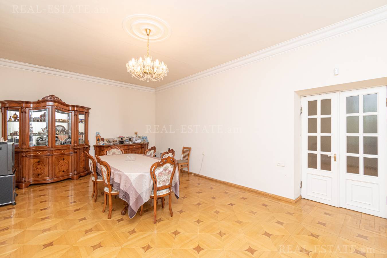 House for sale خیابان اِرزنکیان, عربگیر ایروان, 131697