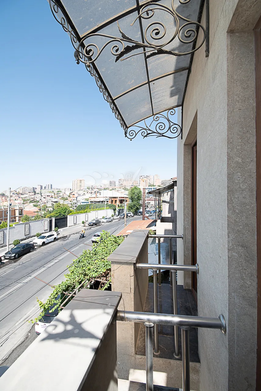 Commercial property for rent Proshyan St, Center Yerevan, 161537