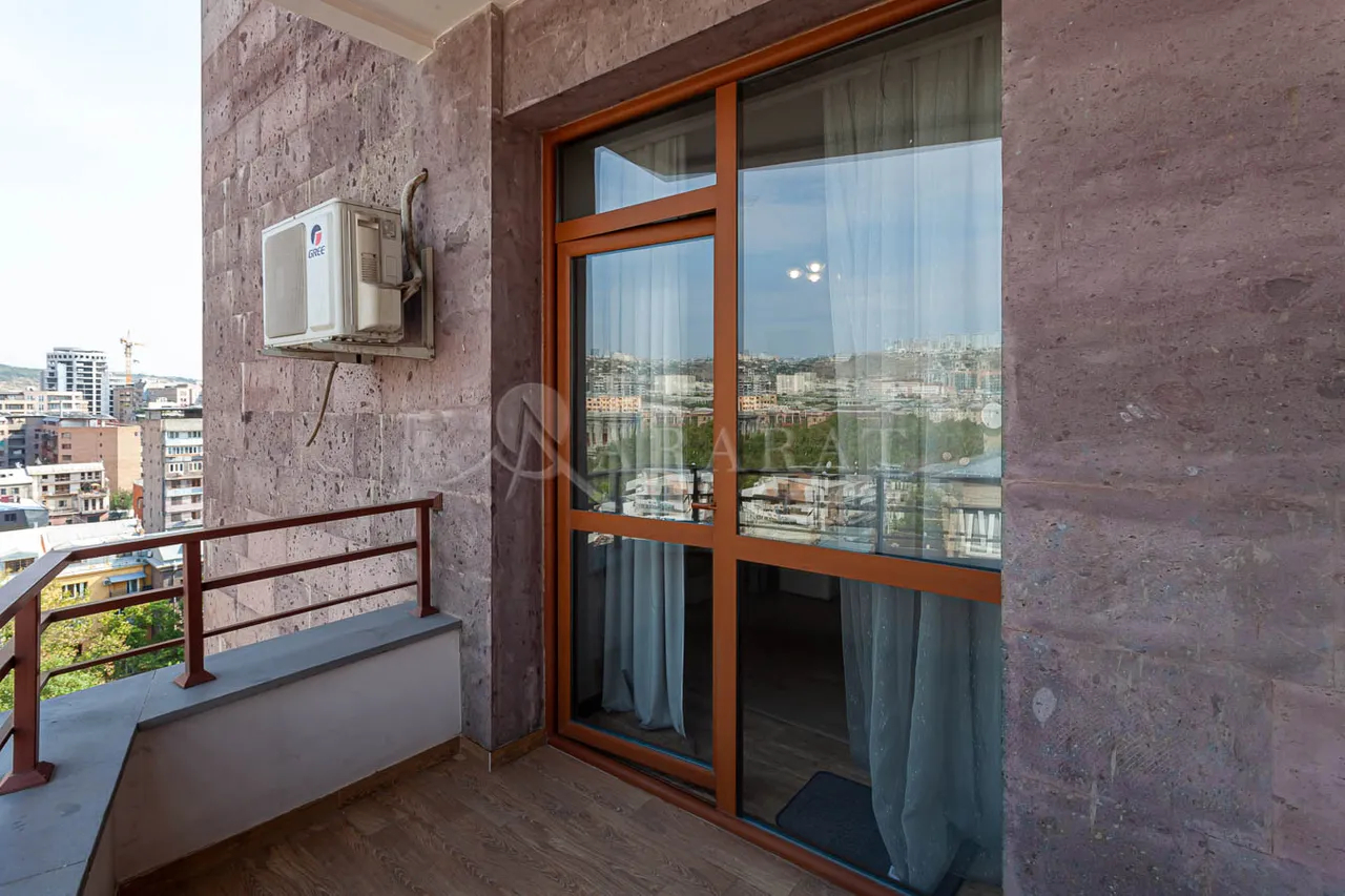3 bedroom apartment for rent Mashtots Ave, Center Yerevan, 158797