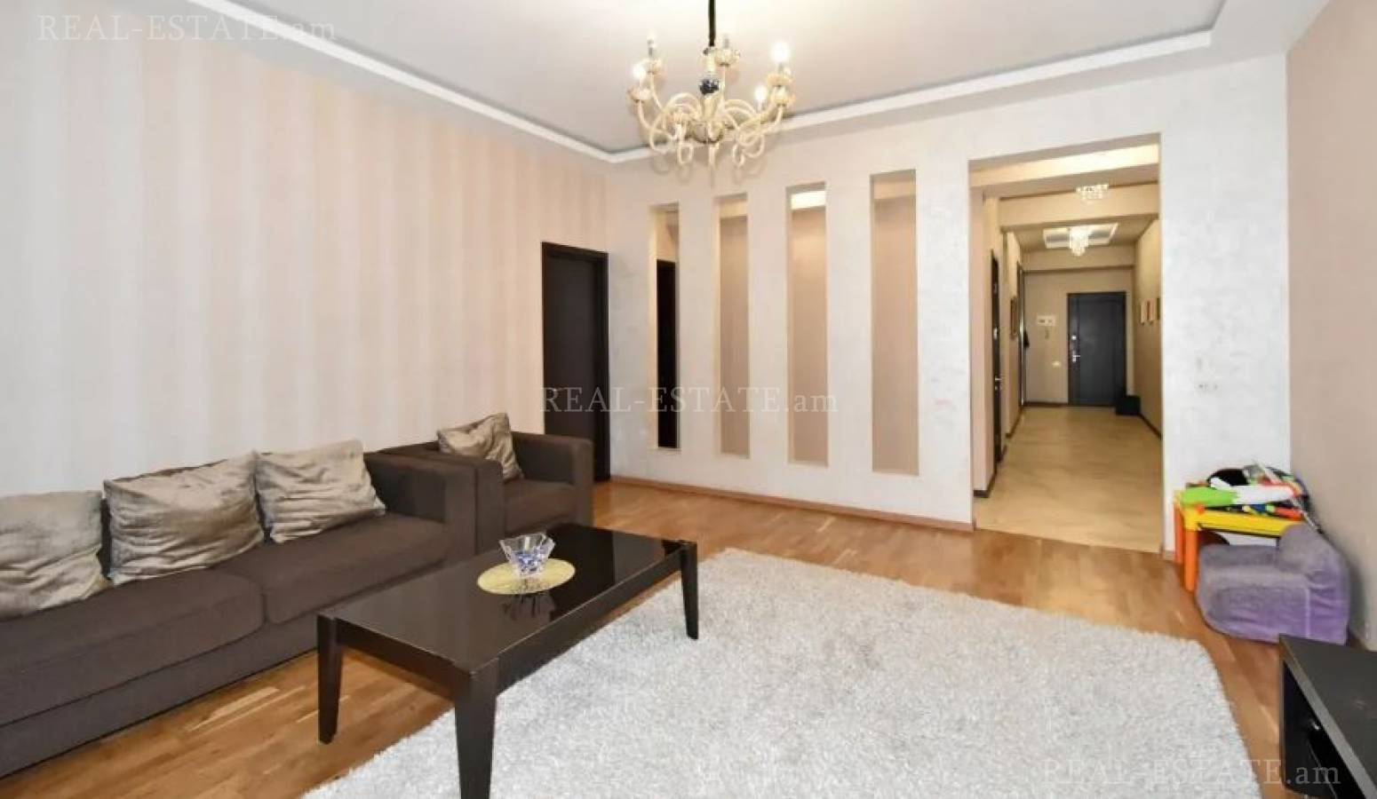 3 bedroom apartment for sale Teryan St, Center Yerevan, 131627