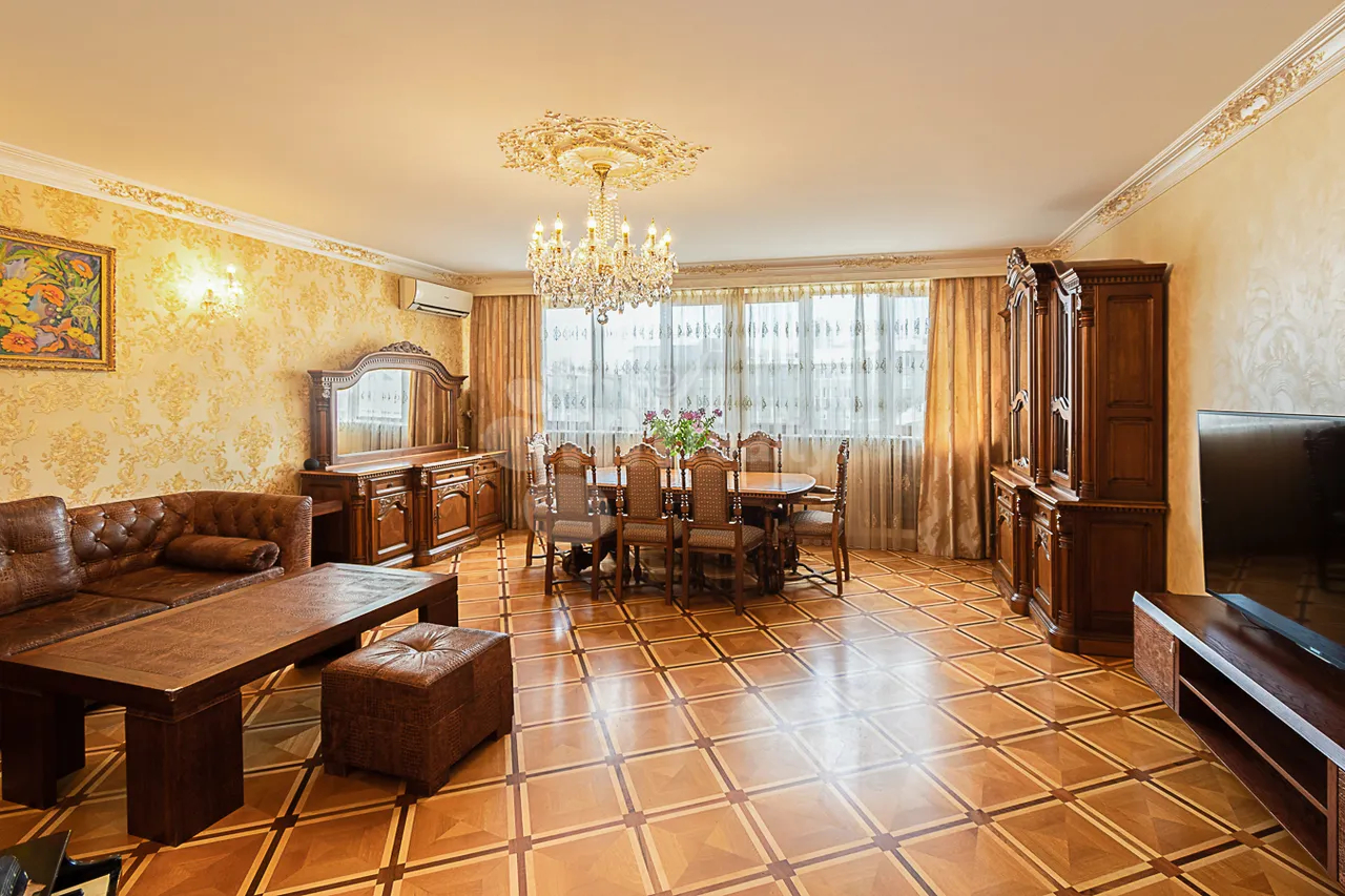 3 bedroom apartment for sale Hambardzumyan St, Arabkir Yerevan, 161263