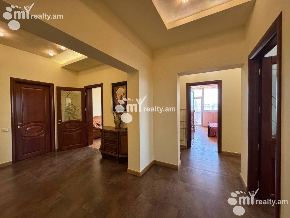 4 bedroom apartment for rent Keri St, Arabkir Yerevan, 156108