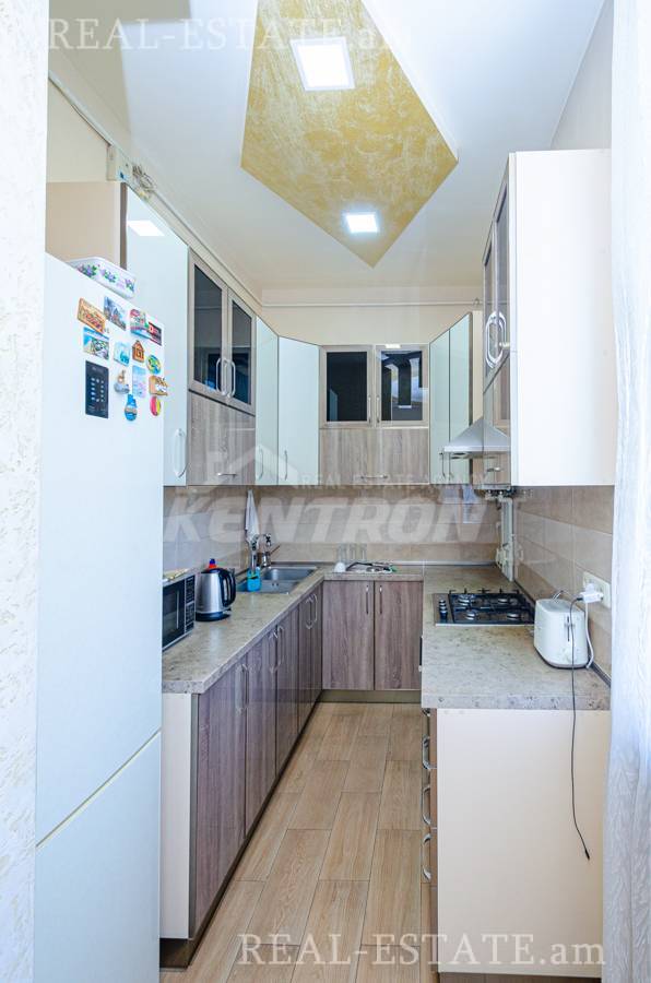 Купить 3 комнатную квартиру Н. Зарян стр, Арабкир Ереван, 143417