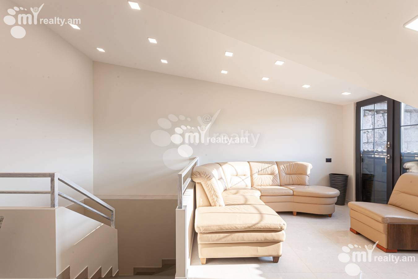 5 bedroom apartment for sale خیابان تومانیان, مرکز شهر ایروان, 154692