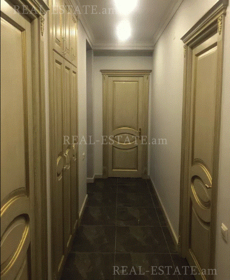 3 bedroom apartment for sale خیابان سایات نووآ, مرکز شهر ایروان, 99706