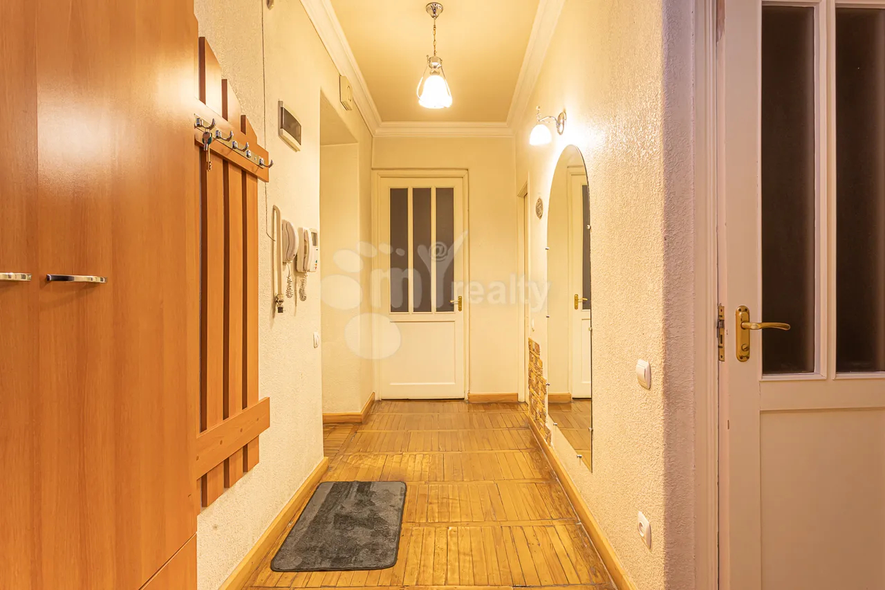 5 bedroom apartment for sale Hr.Kochar St, Arabkir Yerevan, 158249