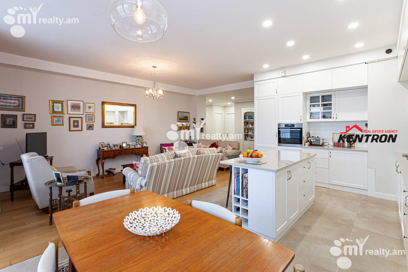 4 bedroom apartment for sale خیابان آنتارایین, مرکز شهر ایروان, 129594