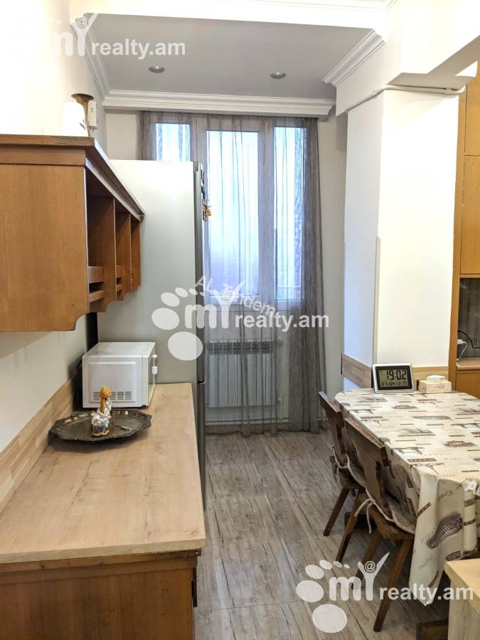 3 bedroom apartment for rent D. Demirchyan St, Center Yerevan, 152924