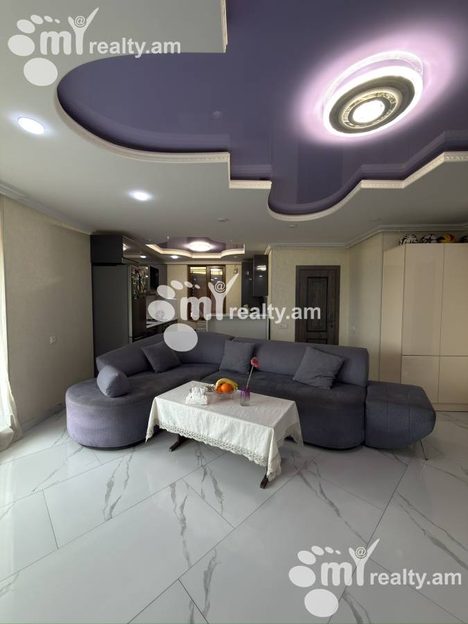 4 bedroom apartment for sale خیابان ا. آوِتیسیان, عربگیر ایروان, 160137