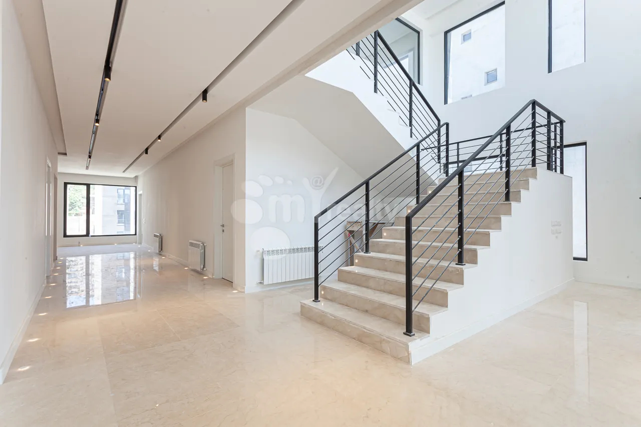 House for rent خیابان آنتارایین, مرکز شهر ایروان, 158351