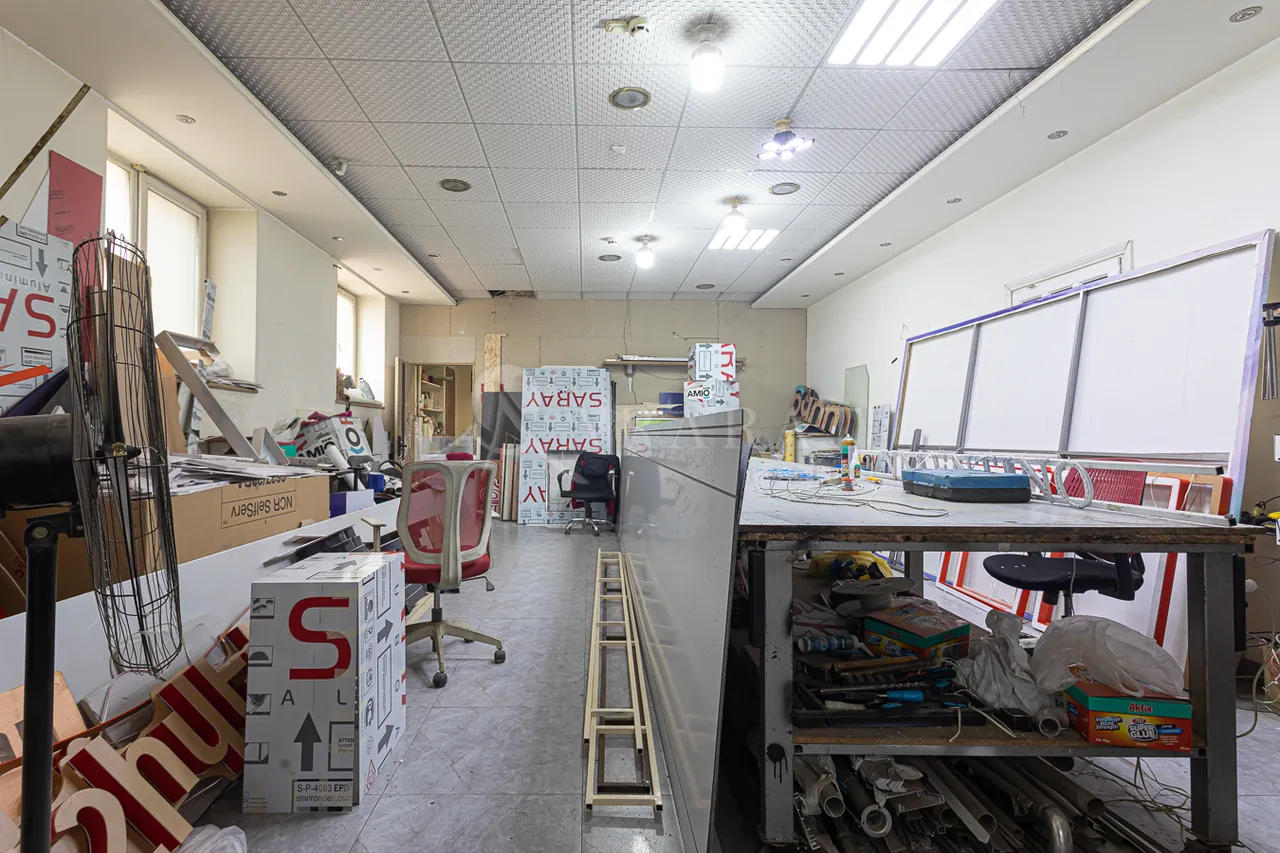 Commercial property for sale Arshakunyats Ave, Center Yerevan, 158541