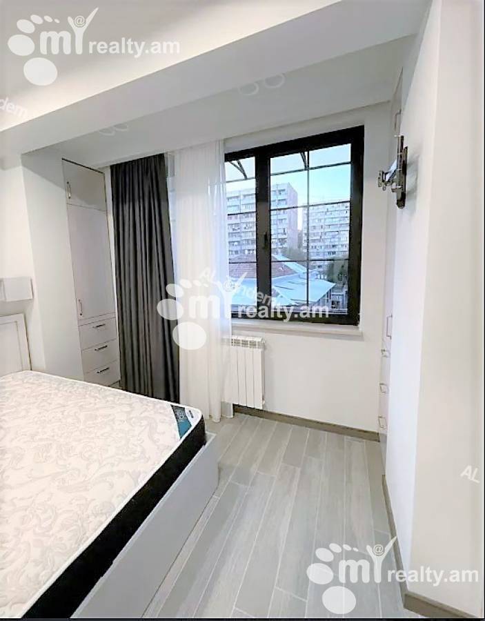 Купить 2 комнатную квартиру Маштоца пр, Центр Ереван, 140509