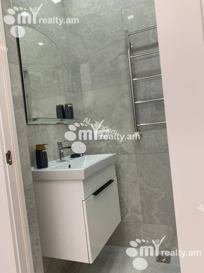 2 սենյականոց բնակարան վարձով Արամի փող, Կենտրոն Երևան, 156062