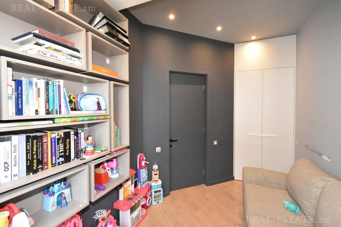 3 bedroom apartment for sale Komitas Ave, Arabkir Yerevan, 138962