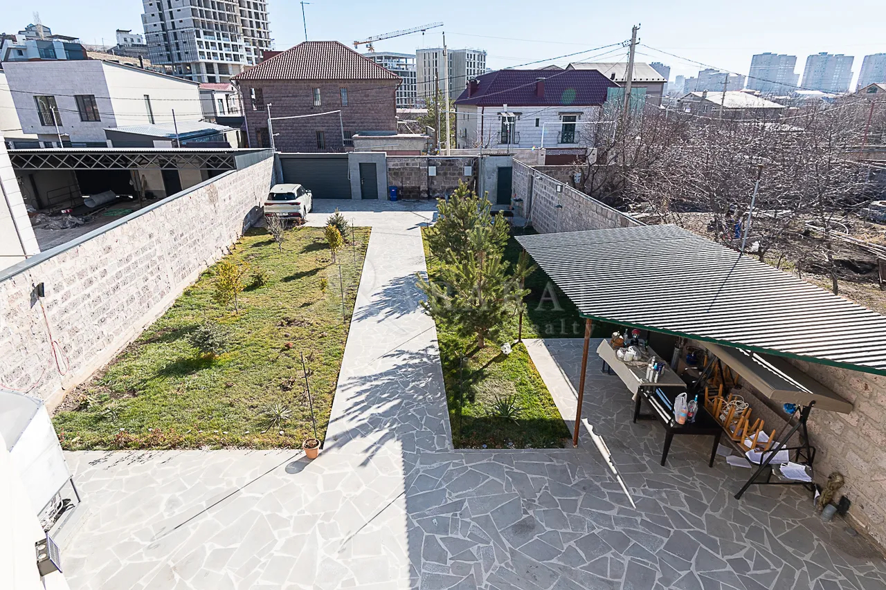 Купить дом Паруйр Севак 11, Аван Ереван, 159480