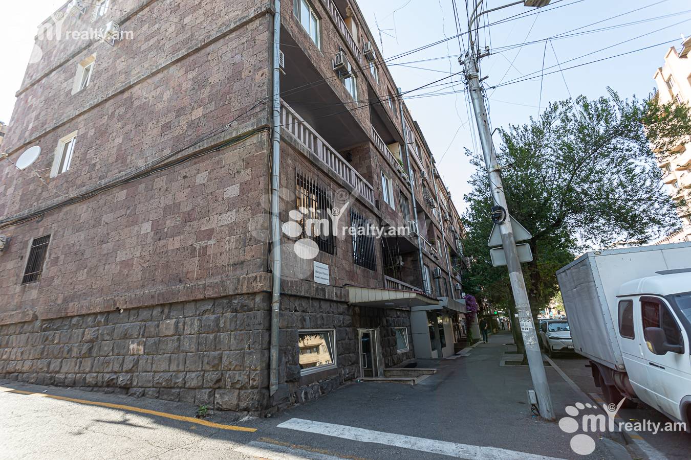 3 bedroom apartment for sale Paronyan St, Center Yerevan, 156508