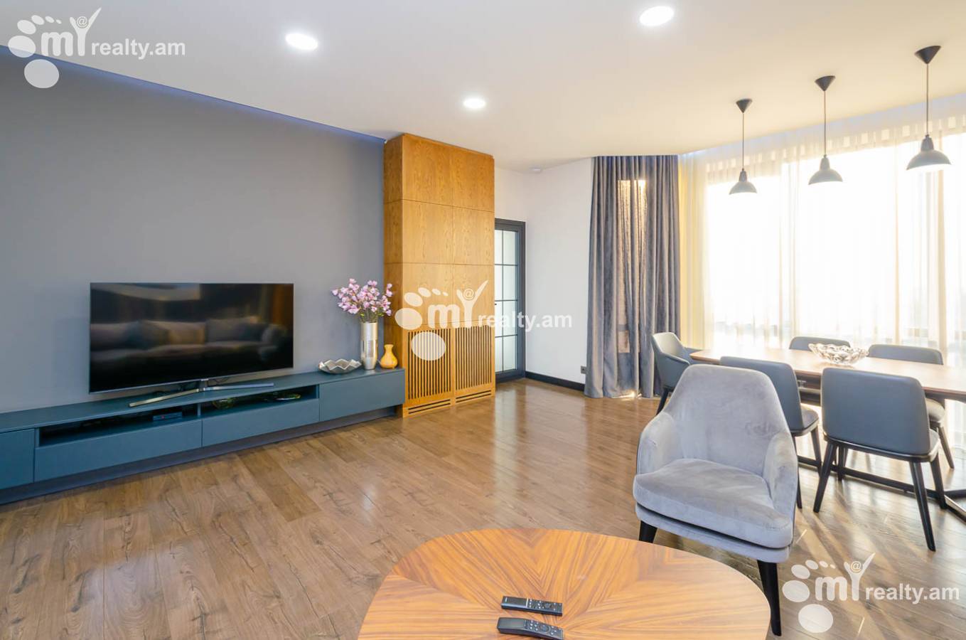 4 bedroom apartment for sale خیابان آرگیشتی, مرکز شهر ایروان, 143934