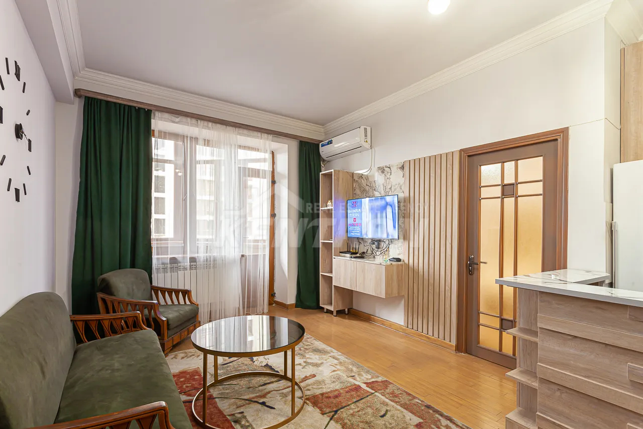 2 սենյականոց բնակարան  Արգիշտի փող, Կենտրոն Երևան, 159214